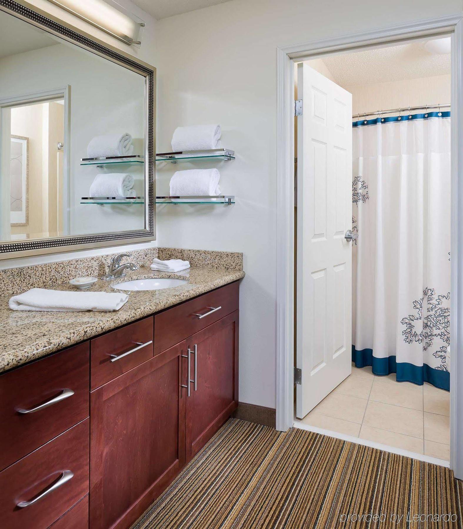 Residence Inn By Marriott Houston The Woodlands/Lake Front Circle מראה חיצוני תמונה